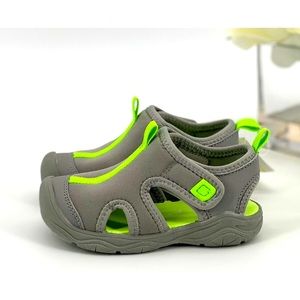 NEW Toddler Boy’s Callahan Fisherman Sandal Size 6 Water Friendly Shoe Gray Neon